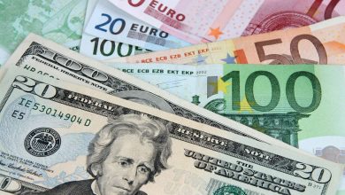 Фото - Курсы евро и доллара впервые с лета опустились ниже 58 и 59 рублей