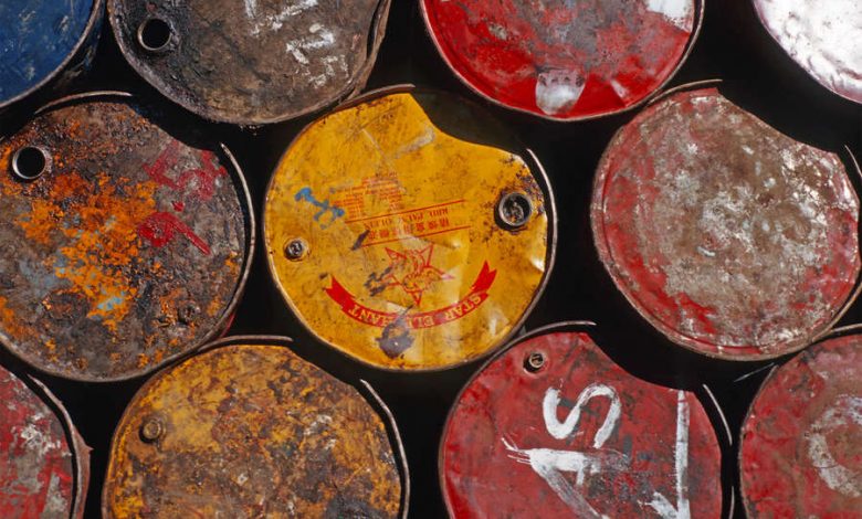 Фото - Bloomberg: ЕС собирается возобновить переговоры о потолке цен на нефть из РФ 25 ноября